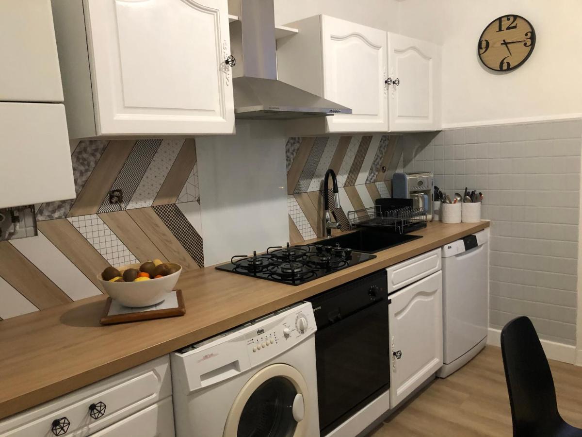 Appartement Climatise F3 Proche Plage Port Et Aeroport アジャクシオ エクステリア 写真